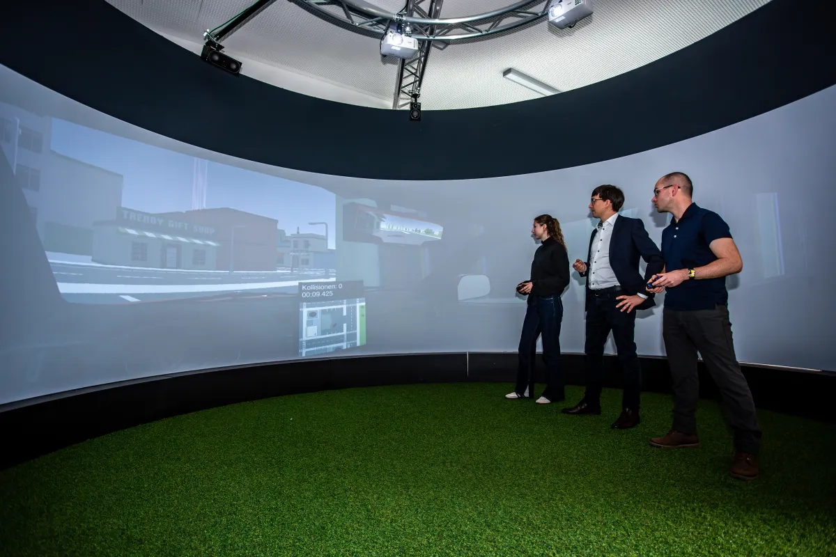 OASIS Lab &ndash; 6-Meter-VR-Projektionskuppel an der WIAI